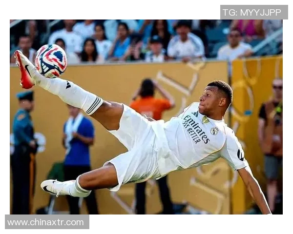 亚马尔力挫姆巴佩!热刺后防铁闸成功单防世界级天才前锋